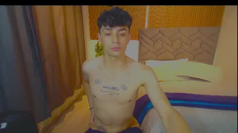 Snapshot of thornerxxxboy chatting on 06.21.26 THORNERXXXBOY online show from 06.21.26