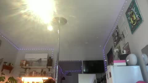 throatyygoat online show from 10.04.25