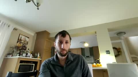 throwawayafteruse20202 online show from 09.25.25