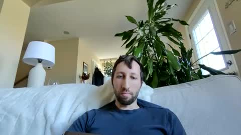 throwawayafteruse20202 online show from 11.04.25