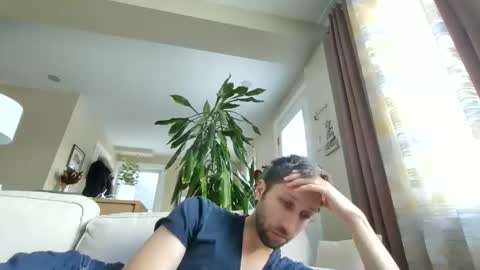 throwawayafteruse20202 online show from 12.01.25