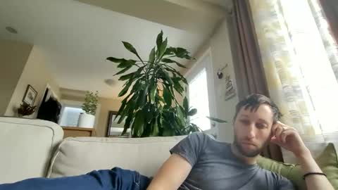 throwawayafteruse20202 online show from 12.19.25