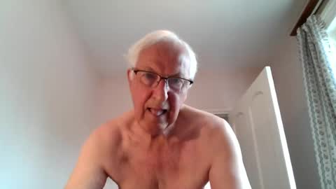 Snapshot of thruster99 chatting on 07.05.26 thruster99 online show from 07.05.26