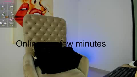 Snapshot of tiago_hannah chatting on 10.29.25 carolina online show from 10.29.25