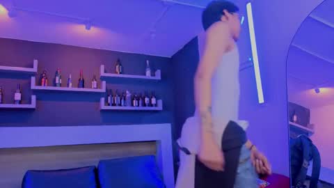 Snapshot of tian_sex chatting on 05.27.26 online show from 05.27.26