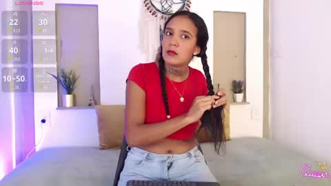 Snapshot of tiana_glow chatting on 06.16.26 tihana online show from 06.16.26