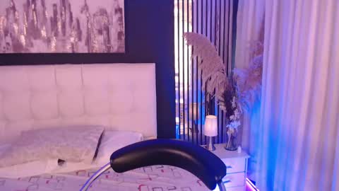 Snapshot of tiana_scot chatting on 04.15.26 LIA online show from 04.15.26