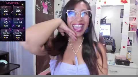 Snapshot of tiana_violet chatting on 07.30.26 tiana_violet online show from 07.30.26
