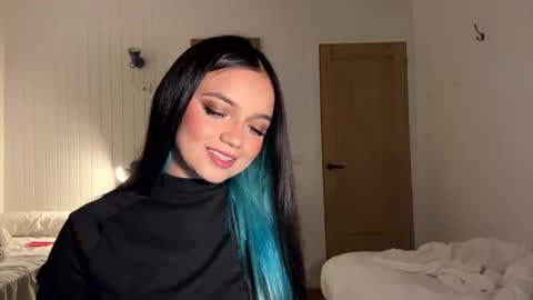 Tiana Le online show from 02.14.26