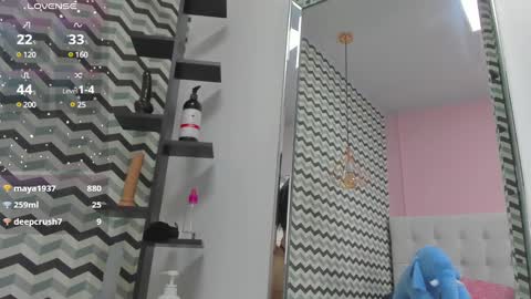 tianapiket online show from 03.03.25