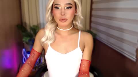 Sam online show from 09.22.25