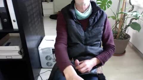 Snapshot of tiburzio chatting on 01.11.26 tiburzio online show from 01.11.26