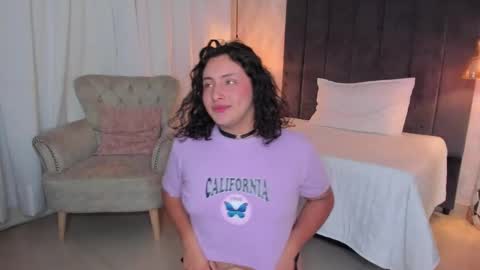 Snapshot of tich__ chatting on 12.08.24 TICH online show from 12.08.24