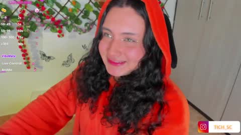 Snapshot of tich___ chatting on 06.04.26 tich___ online show from 06.04.26