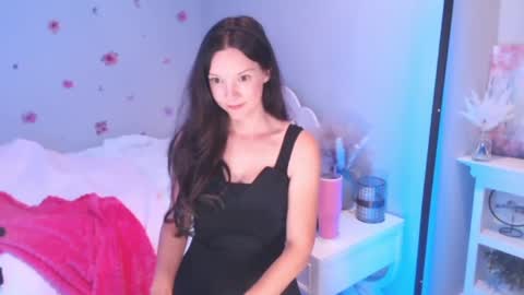 Snapshot of ticketshow chatting on 09.08.25 ticketshow online show from 09.08.25