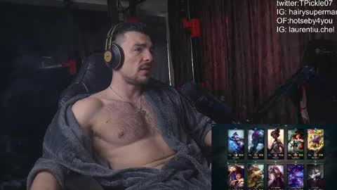 tickle_my_pickle07 online show from 02.10.25