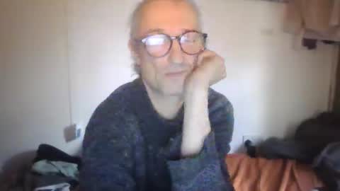 Snapshot of tiddles12345 chatting on 05.12.26 tiddles12345 online show from 05.12.26