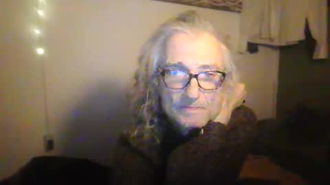 Snapshot of tiddles12345 chatting on 05.20.26 tiddles12345 online show from 05.20.26