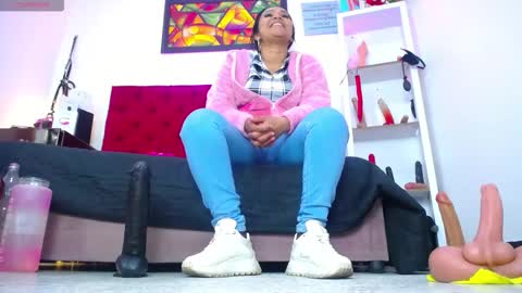 Tifanny Nails  online show from 01.19.26