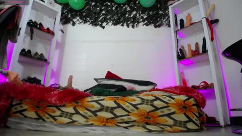 Tifanny Nails  online show from 04.05.26