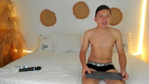 Snapshot of tifanyrossii chatting on 02.06.26 tifanyrossii online show from 02.06.26