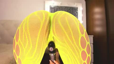 Snapshot of tiffanny_quinn chatting on 09.20.25 Tiff online show from 09.20.25