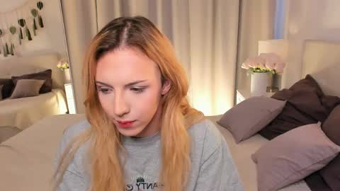 Snapshot of tiffany_king chatting on 04.14.26 Tiffany online show from 04.14.26