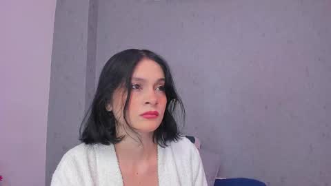 tiffany_mendez online show from 09.30.25