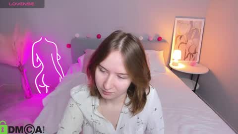 tiffany_roy online show from 01.30.25