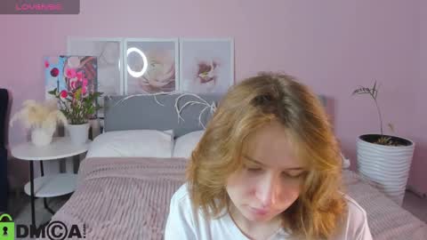 tiffany_roy online show from 03.05.25