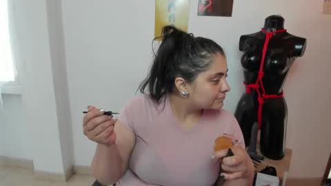 TiffanyAmazing online show from 09.17.25