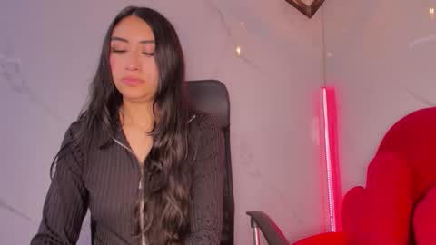 TiffanyDream8 online show from 02.20.26