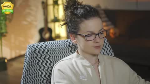 tiffanyriox online show from 04.20.26