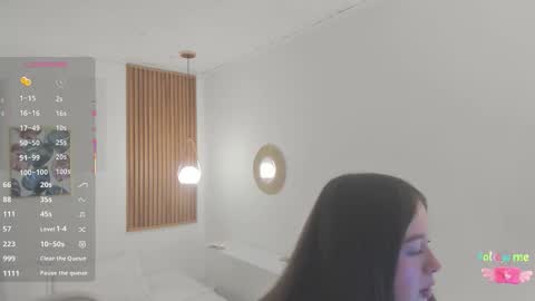 Snapshot of tiffanywright_ chatting on 11.28.25 Tiffany online show from 11.28.25