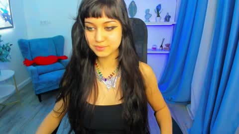 tiffanyyoun online show from 04.01.26