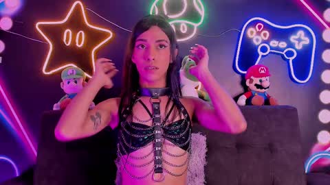 Snapshot of tiffvalentinee_ chatting on 02.22.25 Tiffany online show from 02.22.25