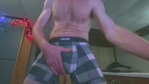 Snapshot of tigars36 chatting on 12.26.24 Tigars36 online show from 12.26.24