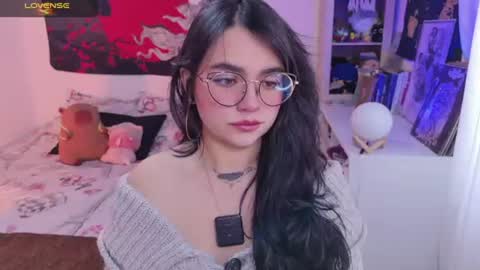 Snapshot of tigerlily__1 chatting on 06.16.26 Lilith online show from 06.16.26