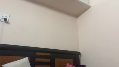 tigertinku online show from 11.08.25