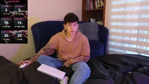 Snapshot of tightncuteass chatting on 05.17.26 Camilo online show from 05.17.26