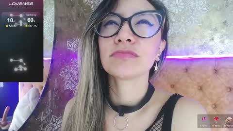 TILA TEQUILA online show from 03.10.25