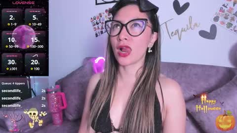 TILA TEQUILA online show from 11.01.25