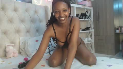 Tilly online show from 12.21.25