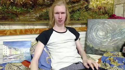 Snapshot of tima_drunk chatting on 12.12.24 Timofey online show from 12.12.24