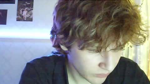 Snapshot of timbunnyy chatting on 05.19.26 Wille online show from 05.19.26