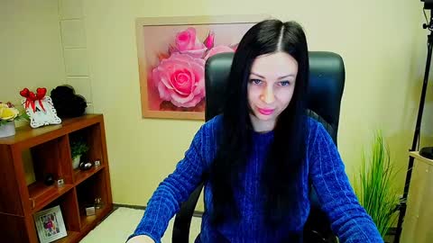 Luisa online show from 12.26.24