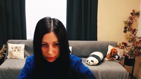 Luisa online show from 02.28.25