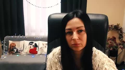 Luisa online show from 12.23.25