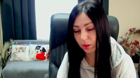Luisa online show from 06.04.26