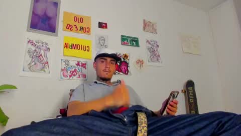 Snapshot of timewith_sebas chatting on 05.22.26 salem online show from 05.22.26